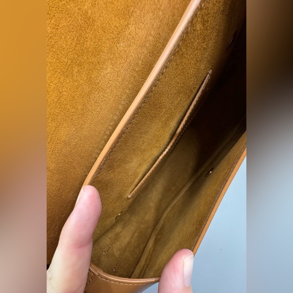 Christian Dior Bobby Smooth Leather Saddle with Strap - Picture 14 of 14